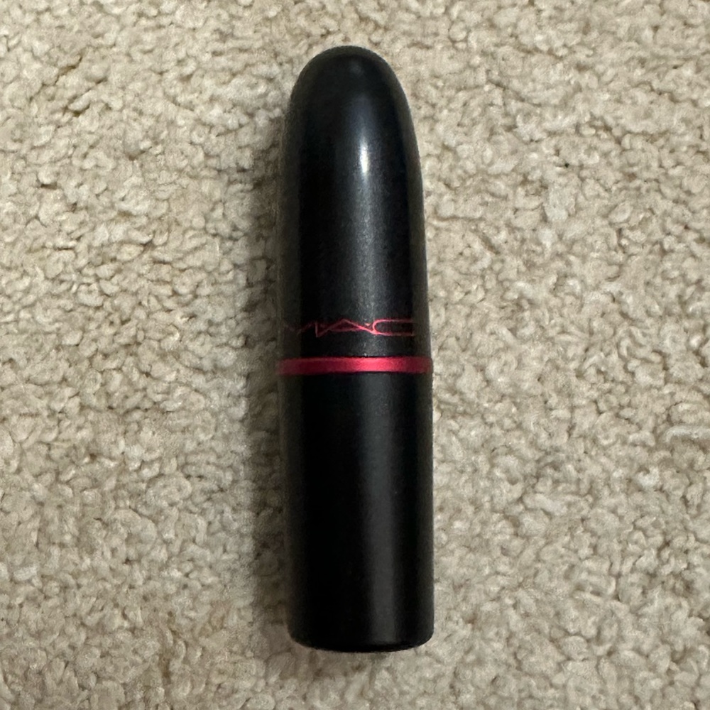 NEW Unused Mac Lipstick in color Viva Glam III